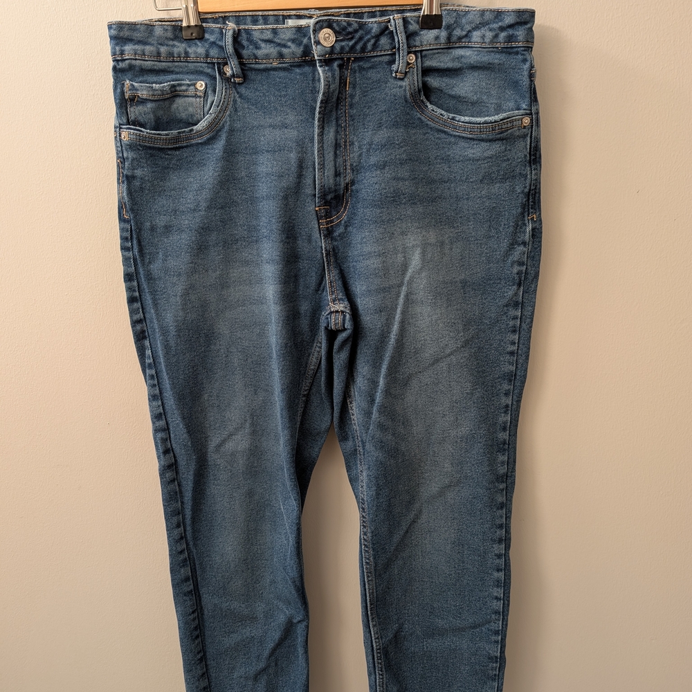 Stradivarius High Rise Blue Jeans